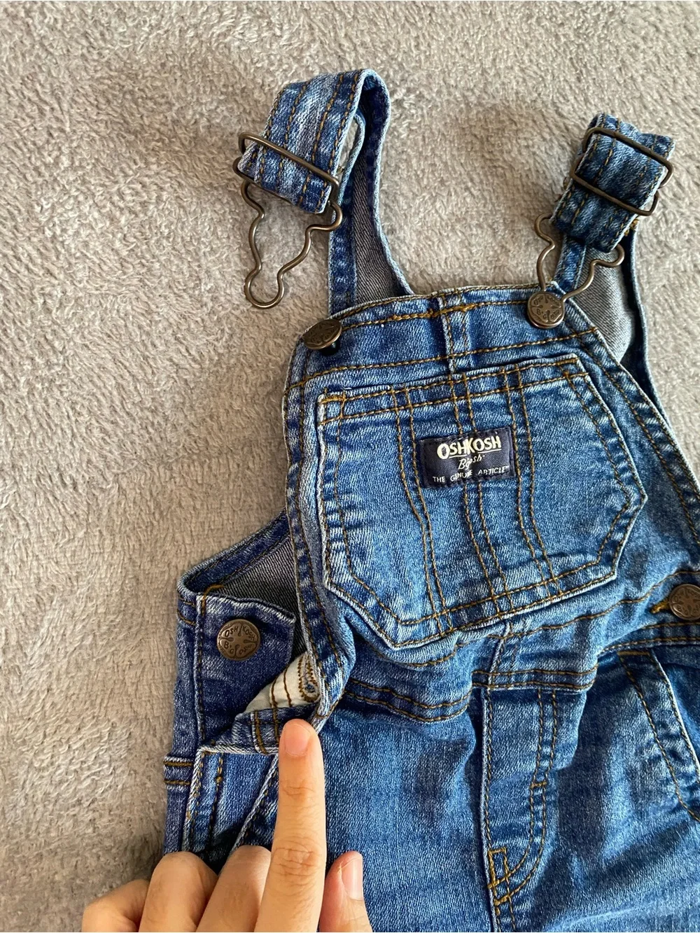 OshKosh B'gosh Classic Blue Denim Baby Overalls 6M Dark Wash Stretchy 90s Retro